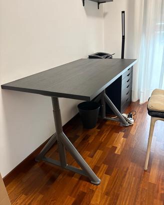 Scrivania IKEA IDÅSEN 120x70 nera Ottime condizion