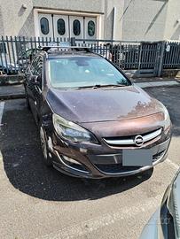 Opel astra 2015
