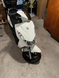 PEUGEOT KISBEE 50cc - 4t usato