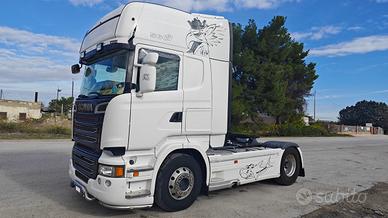 SCANIA R560 trattore EURO5 con impianto idraulico