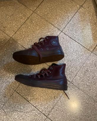 Converse rosse