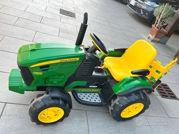 Trattore PegPerego eletteico 24V
