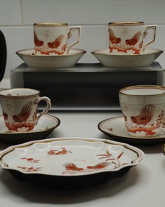 Set di tazzine con piattino da caffè