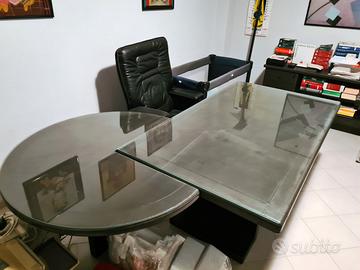 Mobili per arredo ufficio in vero cuoio