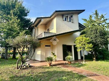 PORZIONE DI BIFAMILIARE A MARTINENGO