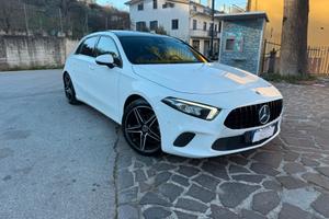 Mercedes Classe A 180d 116cv TETTO VIRTUAL 2018