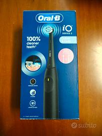 SPAZZOLINO ELETTRICO ORAL B iO