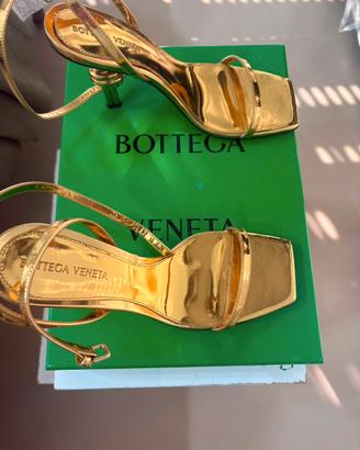 Tacchi bottega veneta