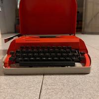 macchina da scrivere Olivetti primavera 