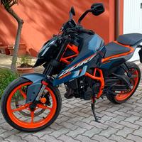 KTM Duke 390