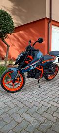KTM Duke 390