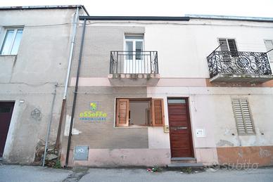 Casa singola con cortile privato in centro