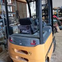 Carrello elevatore om 20 elettrico