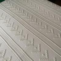 Coperta in cotone bianco fatta a mano