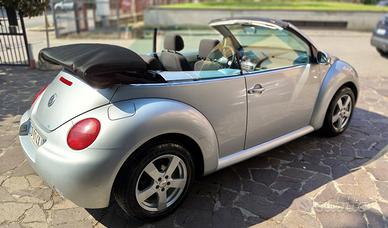 Volkswagen New Beetle 1.9 TDI 101CV Cabrio