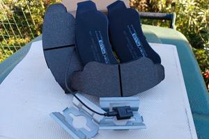 RIDEX PLUS 402B0711P Kit pastiglie freni Assale an