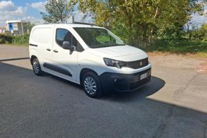 Peugeot Partner 1.6HD 100CV-No IVA -2019