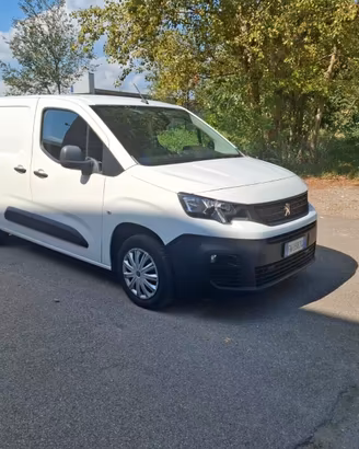 Peugeot Partner 1.6HD 100CV-No IVA -2019