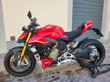 DUCATI STREET FIGHTER V4 S
