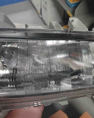FARO DX LANCIA Z REGOLAZIONE ELETTRICA COD.VALEO 8