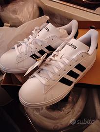 scarpe Adidas nuove 
