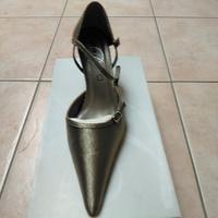 Scarpe nuove da cerimonia, o sposa
