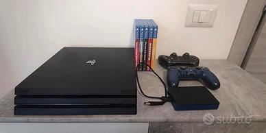 PS4 PRO + 2 JOYSTICK+ GIOCHI