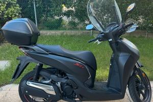 Honda SH 300 i sport ABS