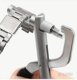 Pinza per rimozione maglie bracciale orologio