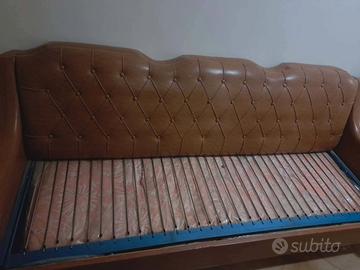 Divano letto in pelle