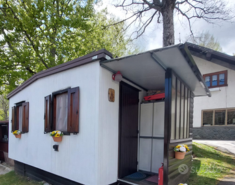 Casetta in campeggio (Abetone)