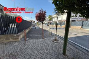 Immobile di 90 m² con 2 locali a Nola
