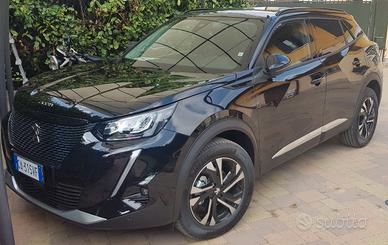 PEUGEOT 2008 PureTech 100 S&S Allure Navi Pack