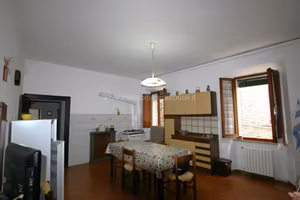 AP1236 - Scrofiano appartamento di mq 123