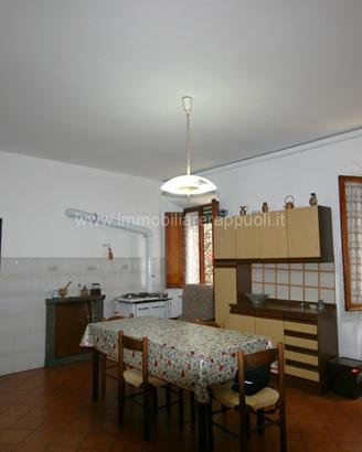 AP1236 - Scrofiano appartamento di mq 123