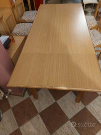 Tavolo e sedie