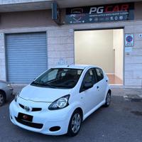 TOYOTA AYGO CONNECT - 2011