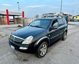 Rexton 2.7 CRD gancio traino cambio automatico