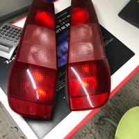Fari posteriori fiat punto 1 serie