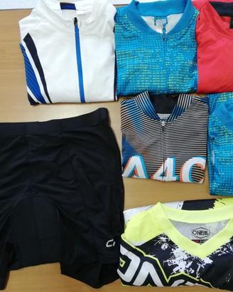 ABBIGLIAMENTO BICI 8 PEZZI