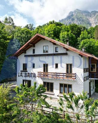 Immobile di 339 m² con più di 5 locali a Abbadia L