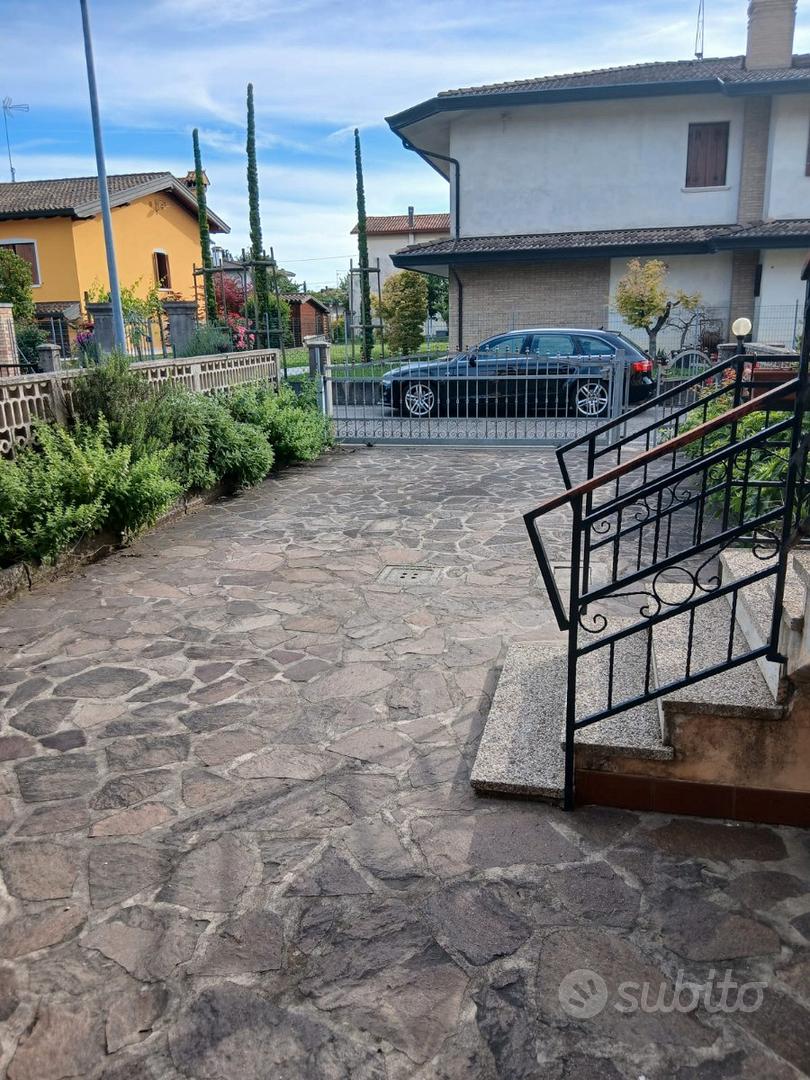 Rustico + terreno edificabile - View 2