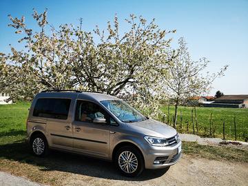 VW Caddy 2.0 TDI DSG Advanced Plus