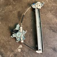 Alza cristalli ant.sx nissan juke 2010-2015