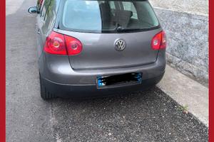 Auto Volkswagen golf 5