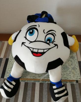 peluche forma si palla squadra di calcio