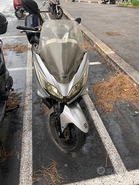 Kawasaki J300 - 2014