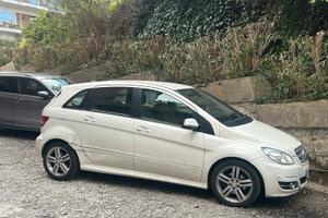 Mercedes B 200 CDI automatica