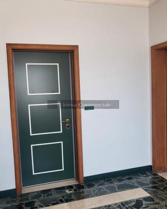 Brescia Via Solferino, ampio ufficio ristrutturato