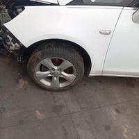 Parafango sx Opel Zafira c tourer anno 2013